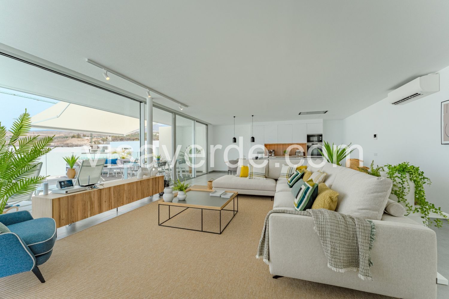 property gallery thumbnail